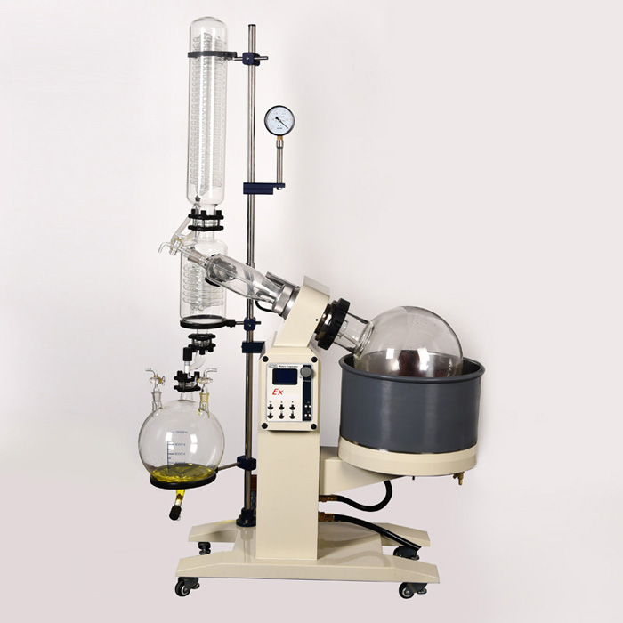 R-1020 rotary evaporator with recirculating chiller